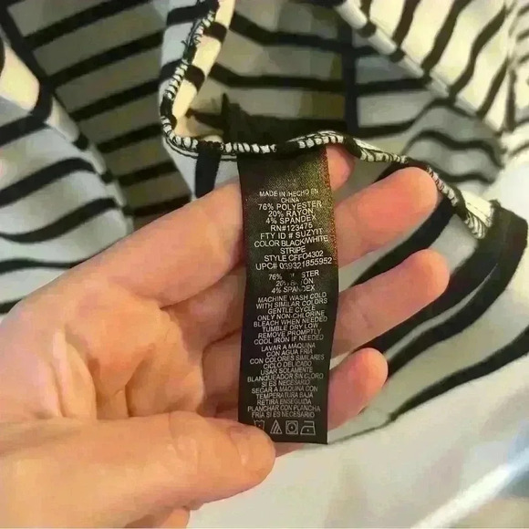 NWOT Christian Siriano Women’s Balck Striped Blazer Cardigan Jacket - Picture 3 of 5